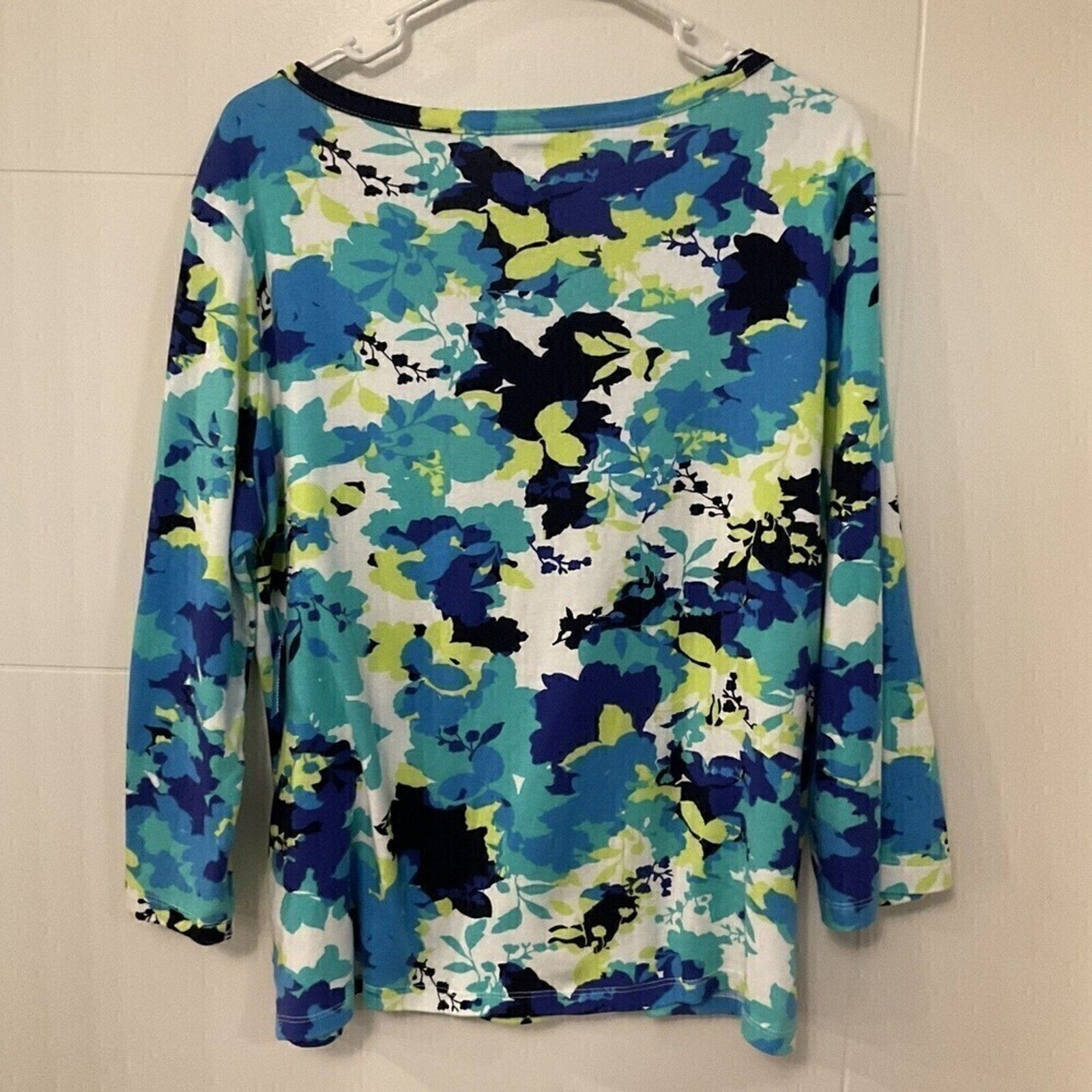 Anne Klein Sport Women’s Boat Neck Blouse XL – Colorful Floral