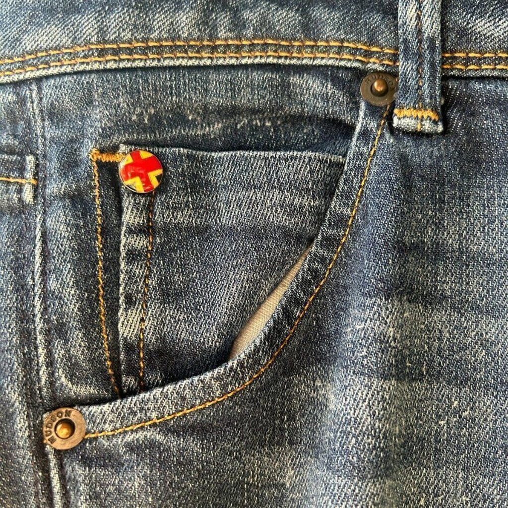 Hudson Jeans Women's Stretchy Size 26 Dark Blue Wash