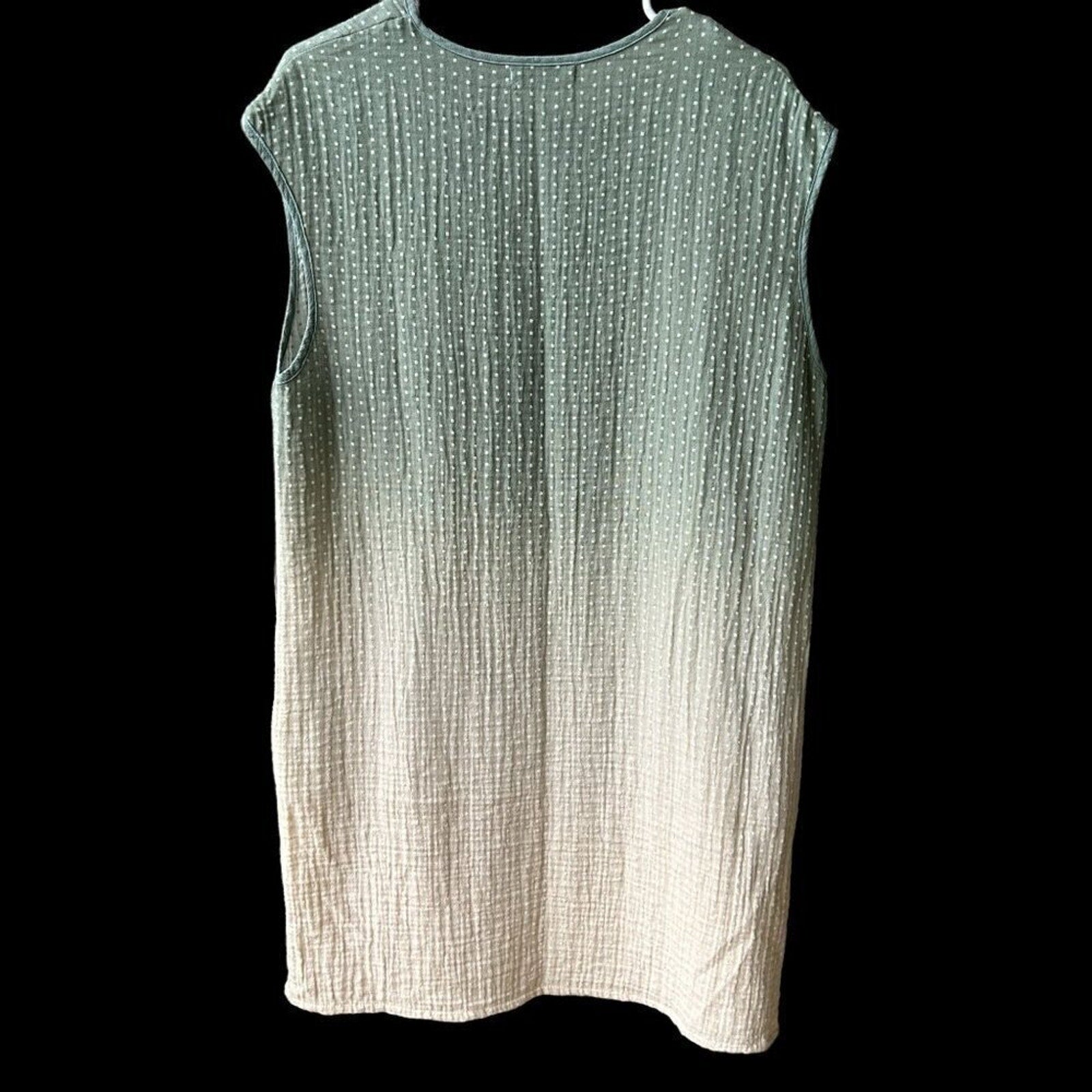 Hyena Women’s A-Line Dress Green Sleeveless Size Large (above the knee, 2 pockets)