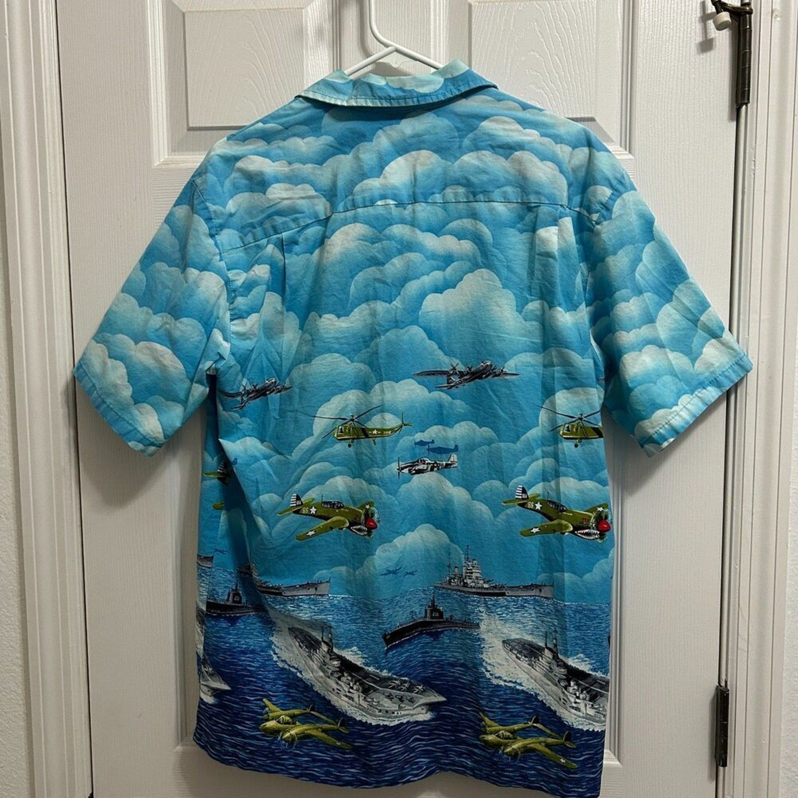 Vintage Aloha Republic Men's Size Large All Over Print Planes, Ships, Orcean