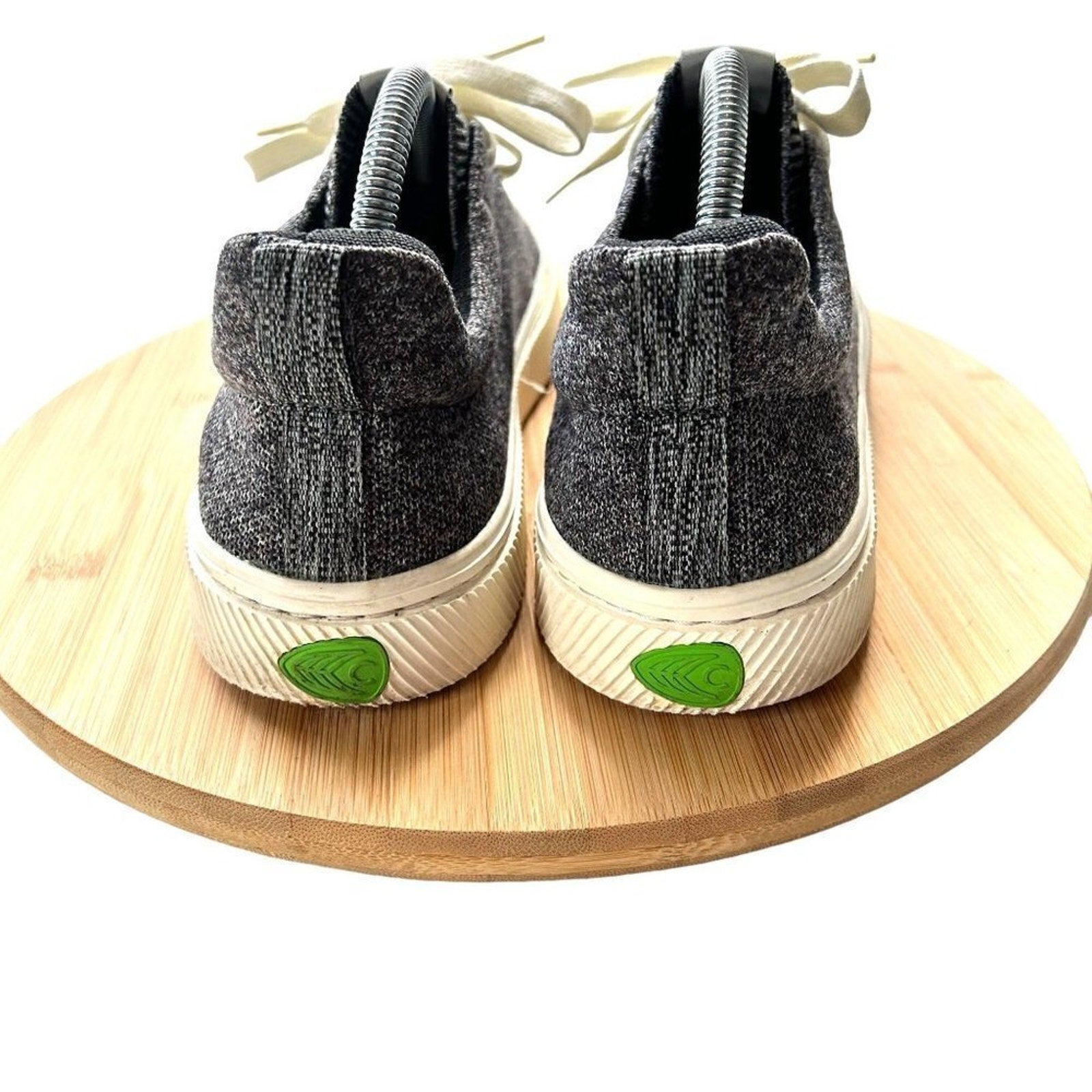 Cariuma Women's Sneakers Size 8.5 Grey Canvas White Lace Up