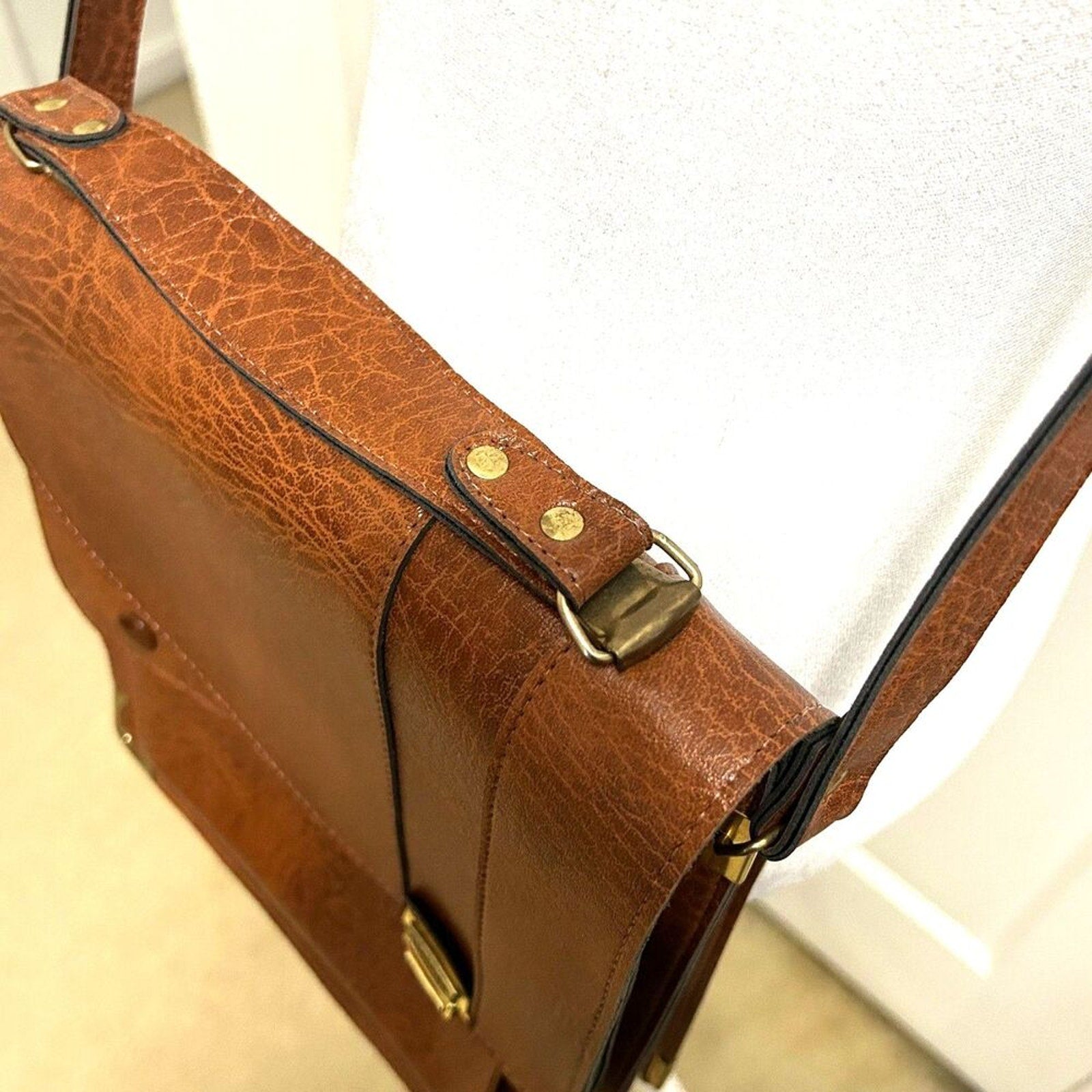 Steiner Crossbody Purse 11' x 10' x3' Made In Israel