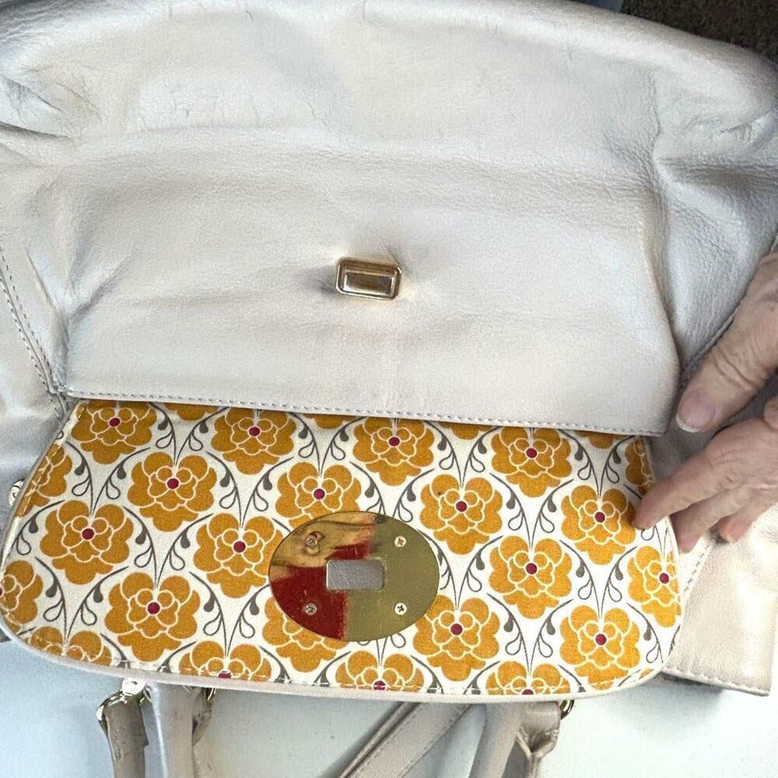 EMMA FOX Guc Pebbled Leather Satchel Crossbody Bag Cream Gold