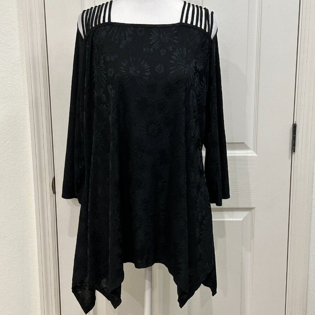 Avenue dress women’s plus size 18/20 black-on-black floral pattern