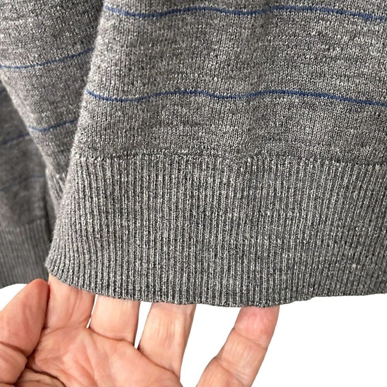 Jos. A. Bank Men's Size L 1905 Collection Men's Crewneck Sweater #P1450