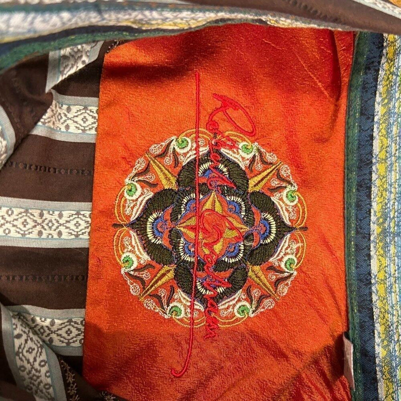 Robert Graham Mens Shirt Sz XL Striped Embroidered Rev.Cuffs Collar Stays #M1398